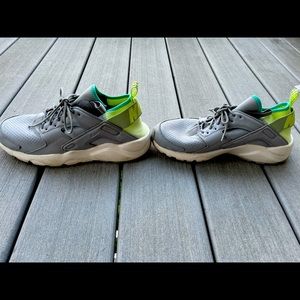 Nike Air Grey, lime green, and blue.Size 9 1/2